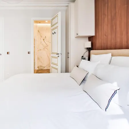 Saint Germain Luxury * باريس