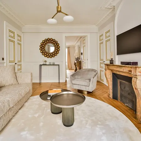 Saint Germain Luxury باريس